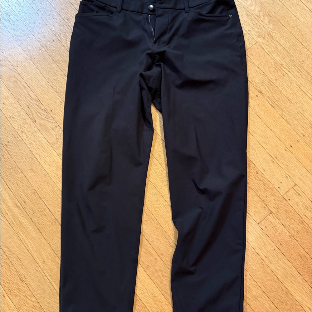 Lululemon ABC Classic Fit Pants - 33W/32L Warpstreme Black